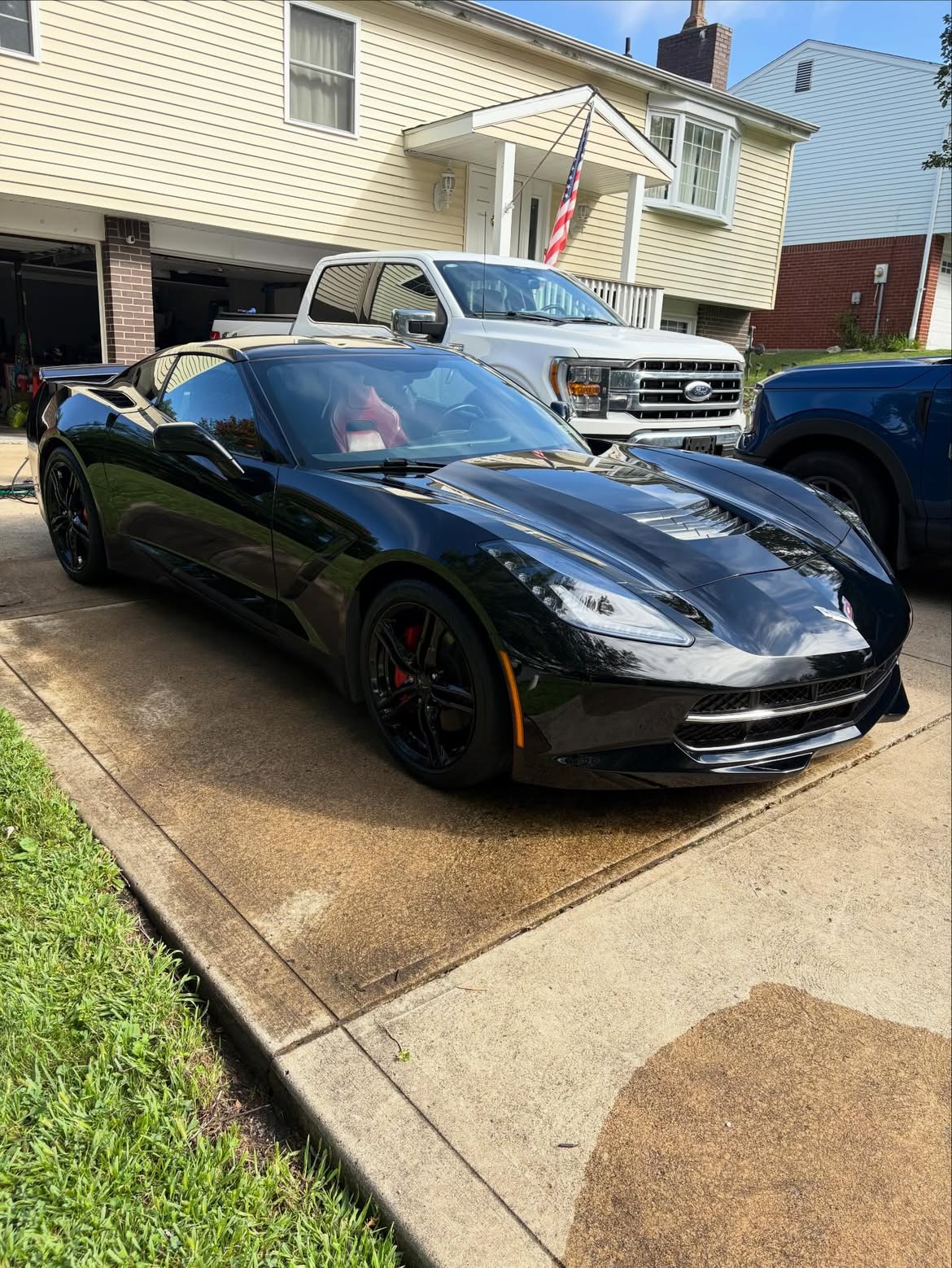 Black Corvette C7 finish